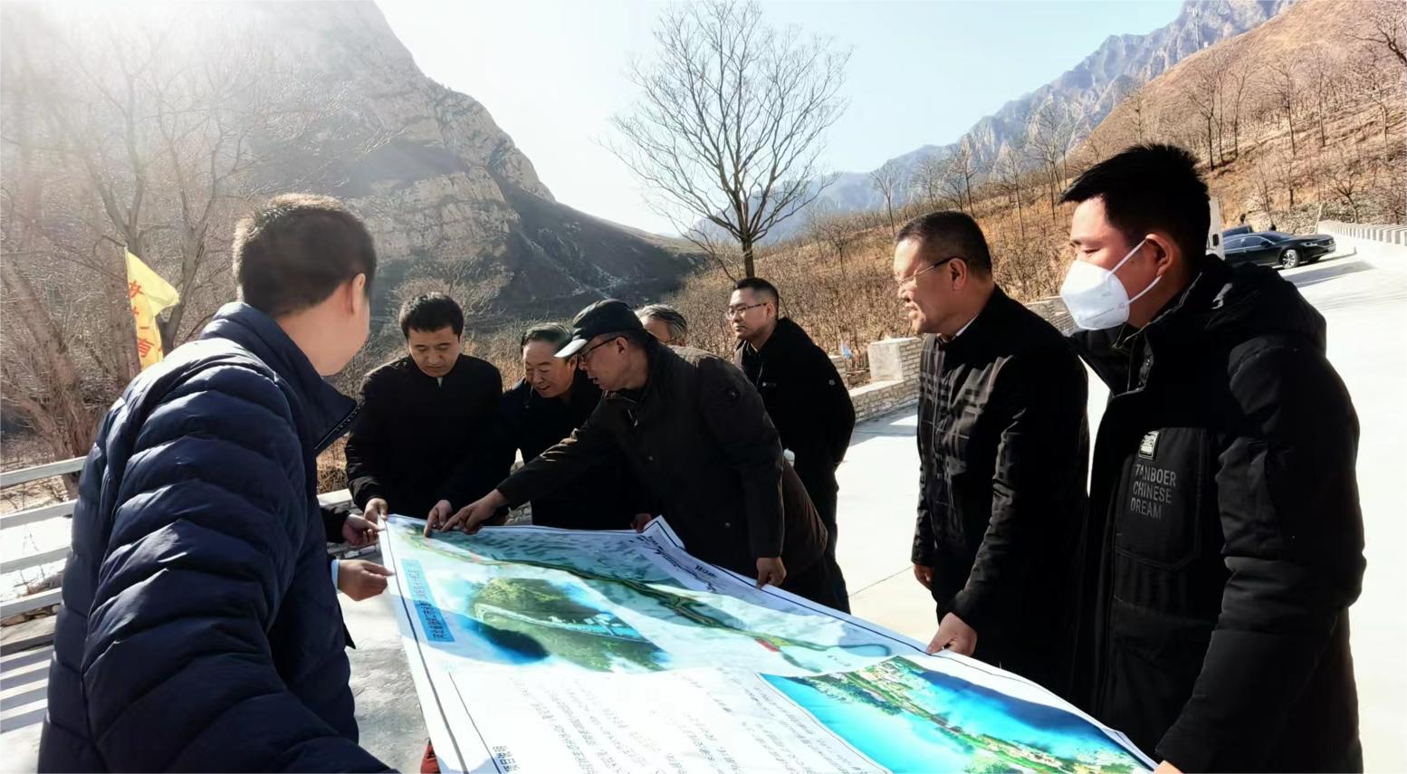 總部第七黨支部開展“丈量母親河，共繪新藍(lán)圖”主題黨日活動